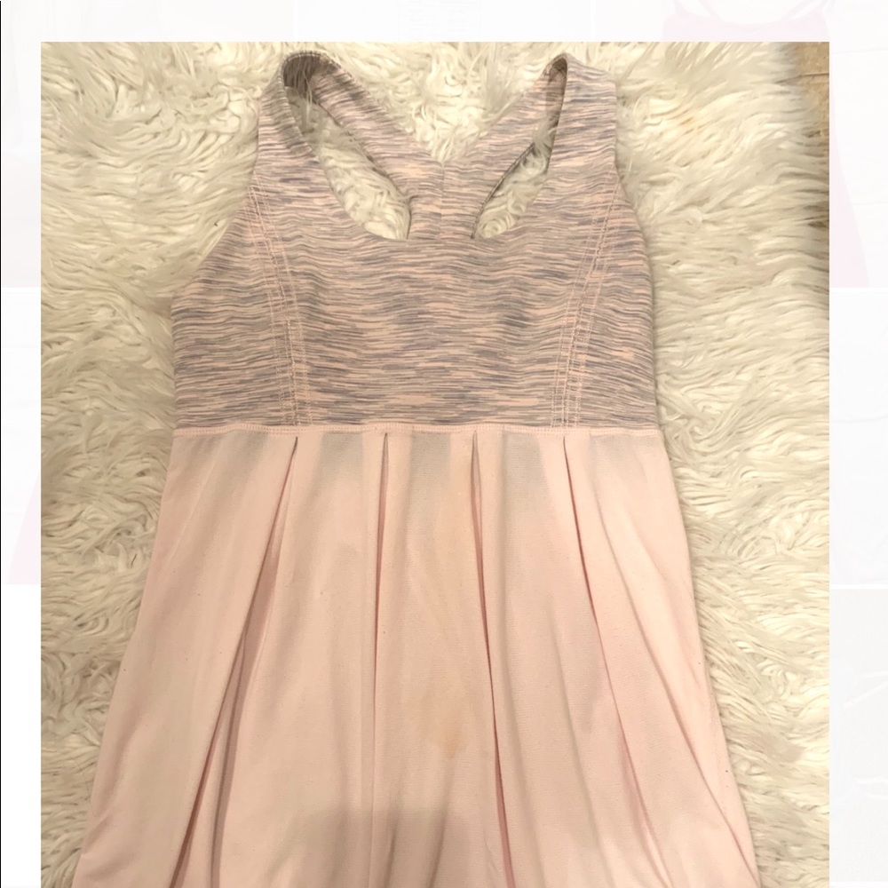 Lululemon light pink tank